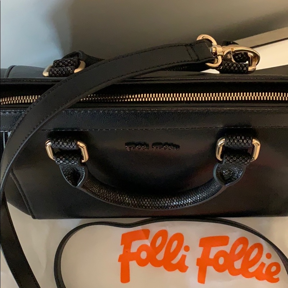 🇬🇷 NWOT Folli Follie Black Crossbody/Hand Bag w/ Dust Bag purchased in E… - Picture 3 of 16